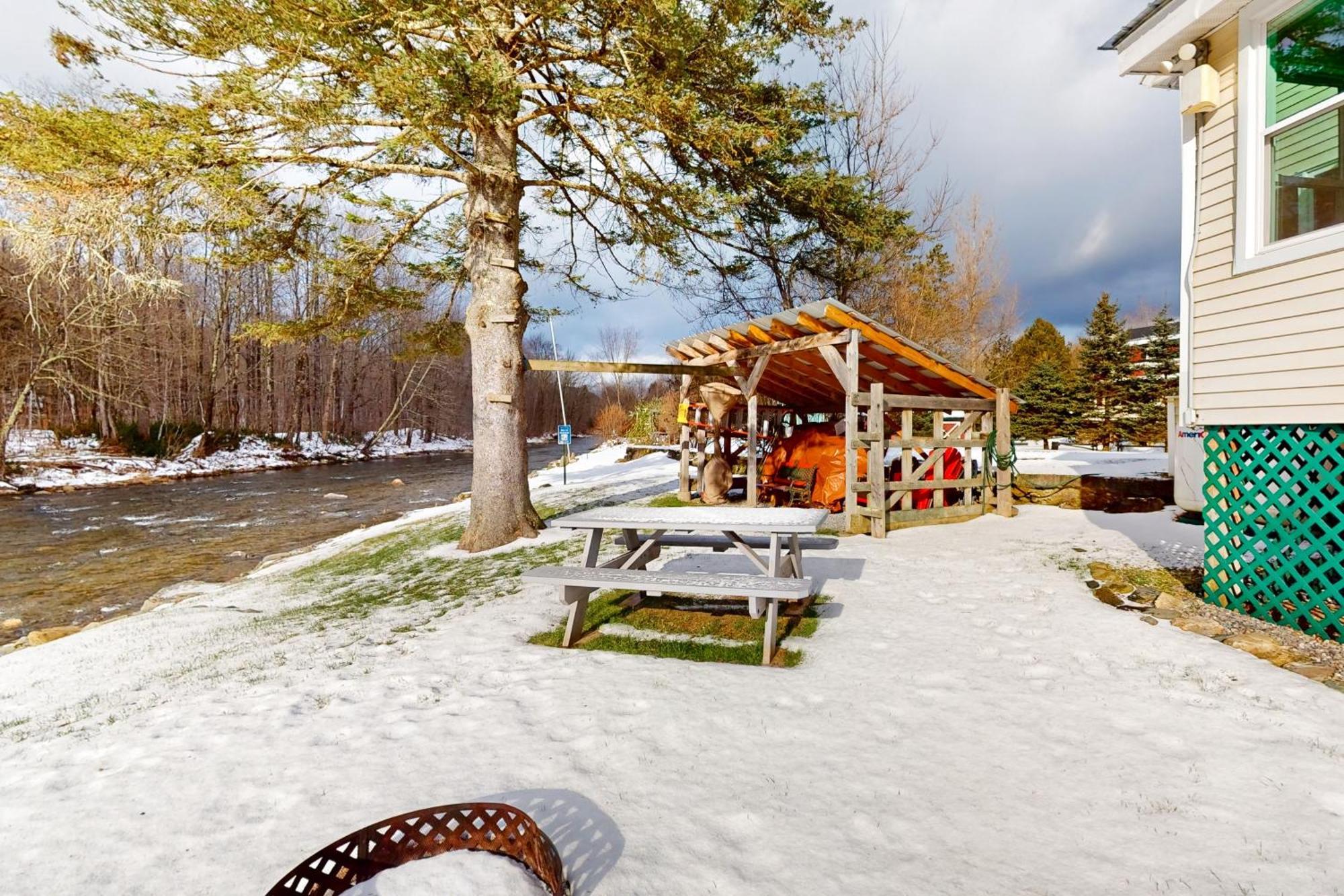 Jay Peak Getaway On Trout River Montgomery Extérieur photo